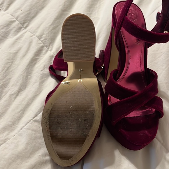 Vince Camuto Platform Heels!! - Picture 4 of 4